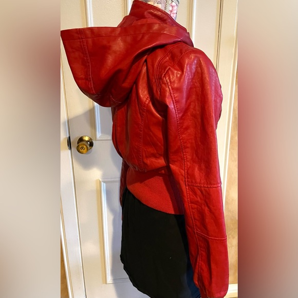 New Look Red Faux Leather Jacket - Picture 2 of 4